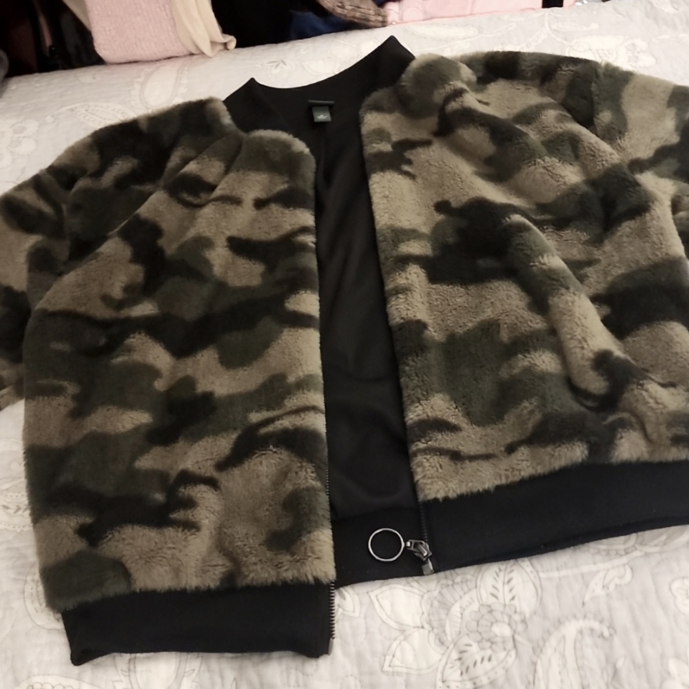 Wild Fable fuzzy camo jacket
